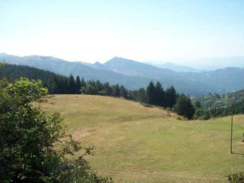 L'alta Val di Vara al passo del Rastrello L'alta Val di Vara al passo del Rastrello